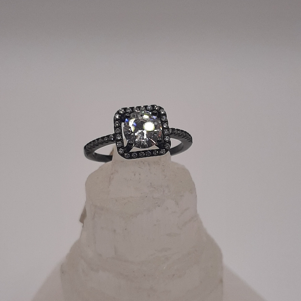 R850 Sterling Silver Ring - Charmed Aroma